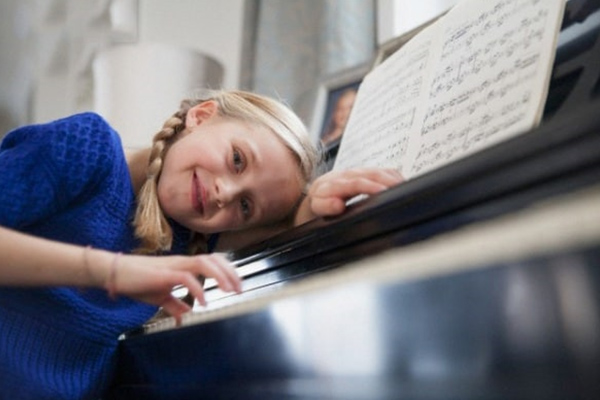 Bambini: lo studio della musica può migliorare il linguaggio