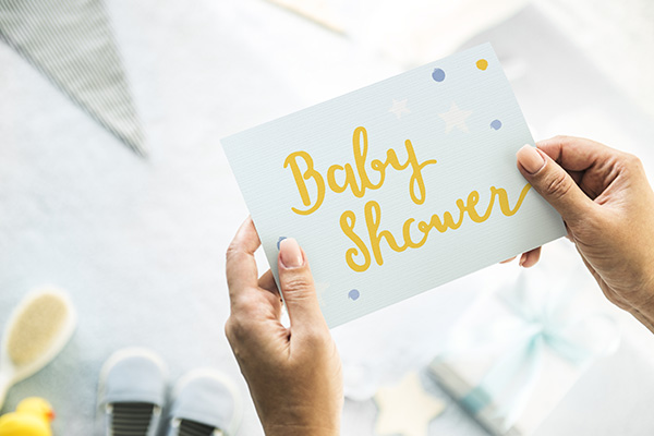Baby Shower: cos'è, come si organizza e cosa si regala?